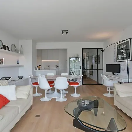 Location! Unique Luxurious 3-bedroom In - 't Zoute Appartement *