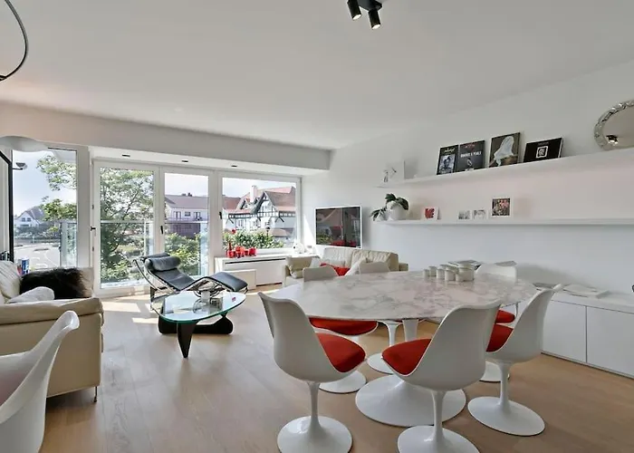 Location! Unique Luxurious 3-bedroom In - 't Zoute דירה קנוקה-הייסט