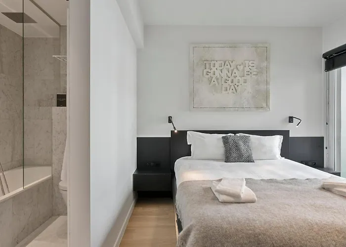 Location! Unique Luxurious 3-bedroom In - 't Zoute דירה קנוקה-הייסט